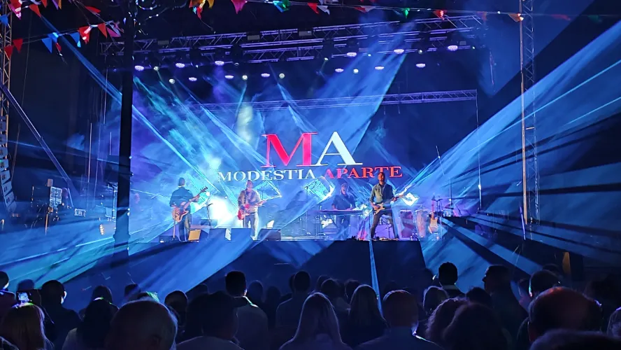 Modestia Aparte